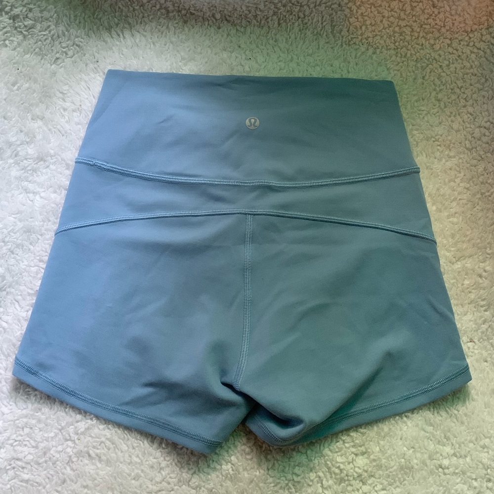 Lululemon In Movement Shorts 2.5”